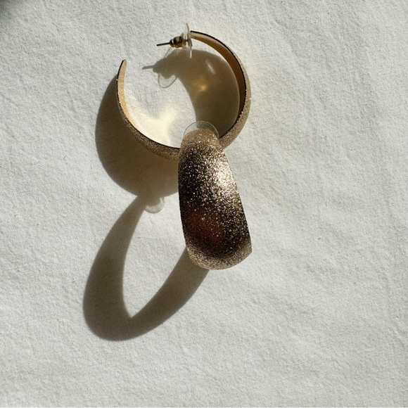 Wide Gold Hoops - Picture 4 of 4